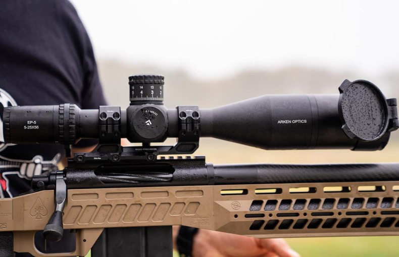 Arken Optics EP5 Gen 2 7-35x56 FFP VPR MOA 34mm Riflescope