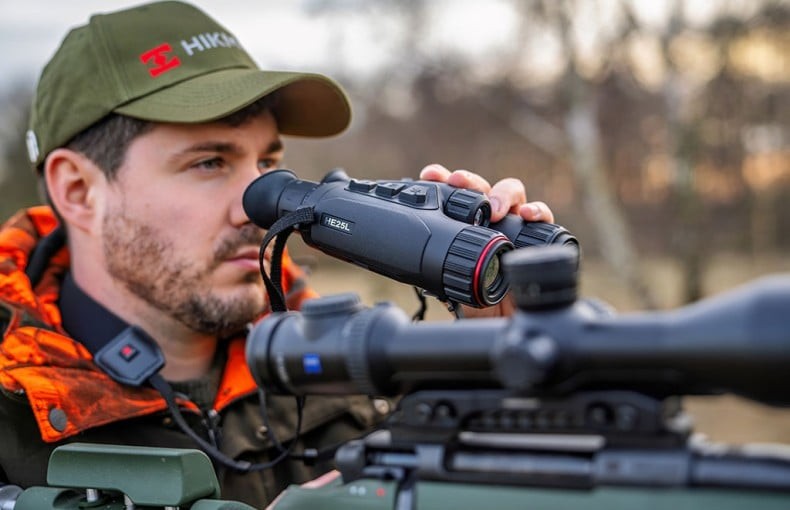 HikMicro Ultimate Vermin Bundle - Alpex 4K Lite LRF Day/Night Scope and Habrok 4K HE25L Thermal Binos