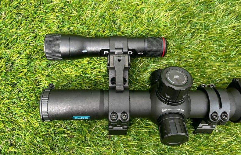 Pard Night Stalker Mini BlackOut Bundle - Day/Night Vision Scope with IR package