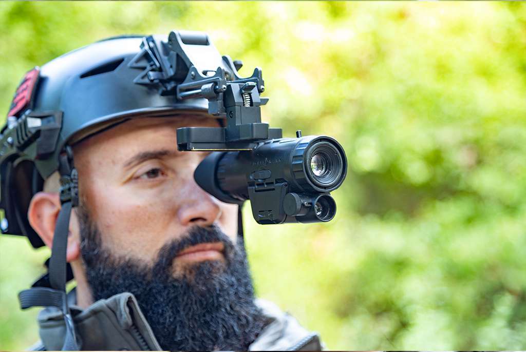Wraith NV Helmet Mounted