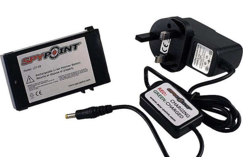 Spypoint Lithium Battery and Charger for Wildlife Cameras