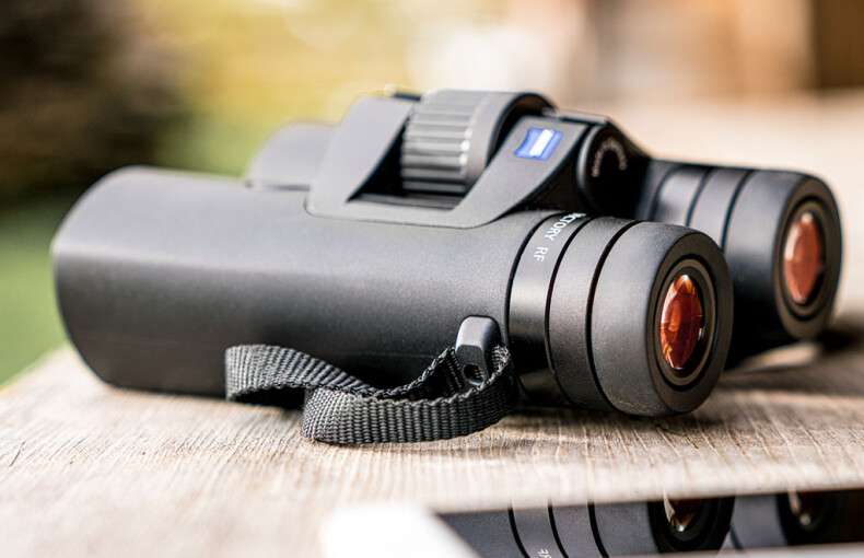 Zeiss Victory RF 10x42 Laser Rangefinder Binoculars