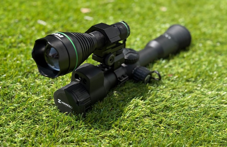 HikMicro Alpex 4K Lite LRF BlackOut IR Bundle
