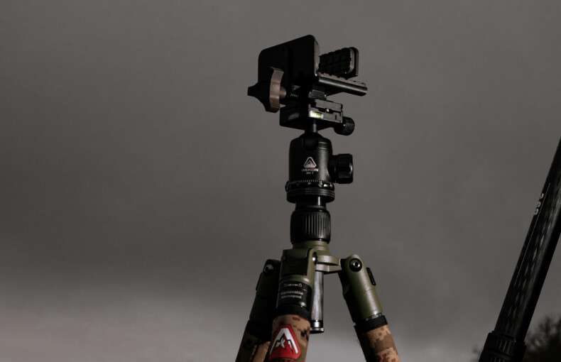 Rekon CT1-HD with Hog Saddle Carbon Precision Tripod System