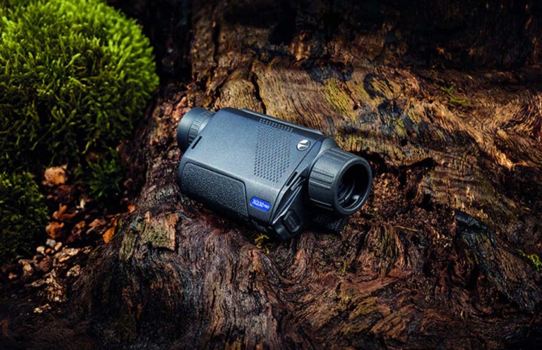 Pulsar Axion XQ30 PRO Hand Held Thermal Monocular