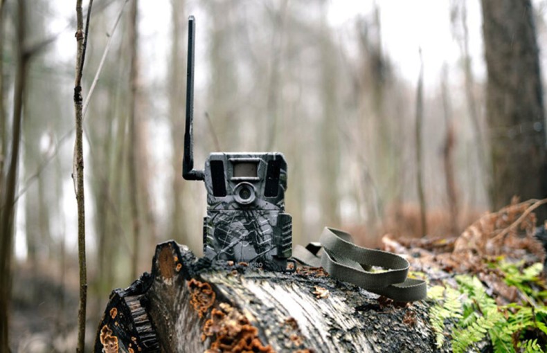 HikMicro M15 Wildlife Camera 4G Enabled