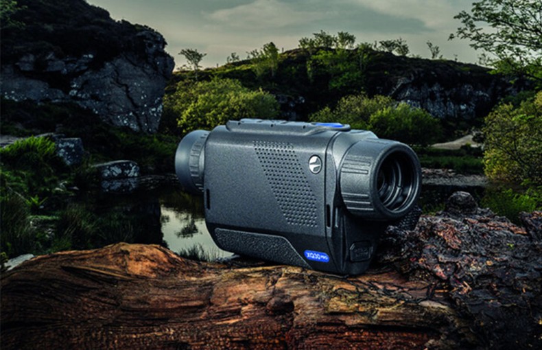 Pulsar Axion XQ30 PRO Hand Held Thermal Monocular